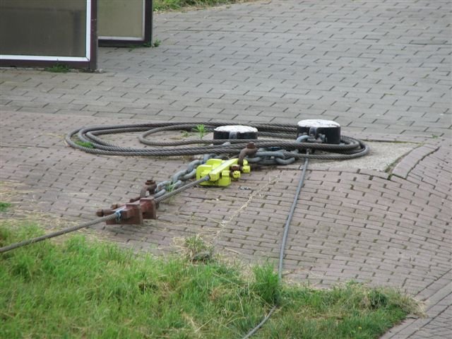 Bergsche Maas 12 kabels